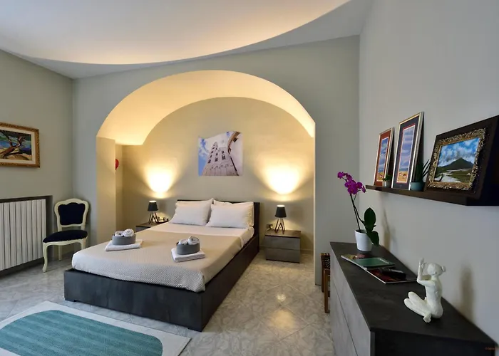 Ciaobari Apartment - Elegant 4 Bedrooms In The Heart Of Old Town