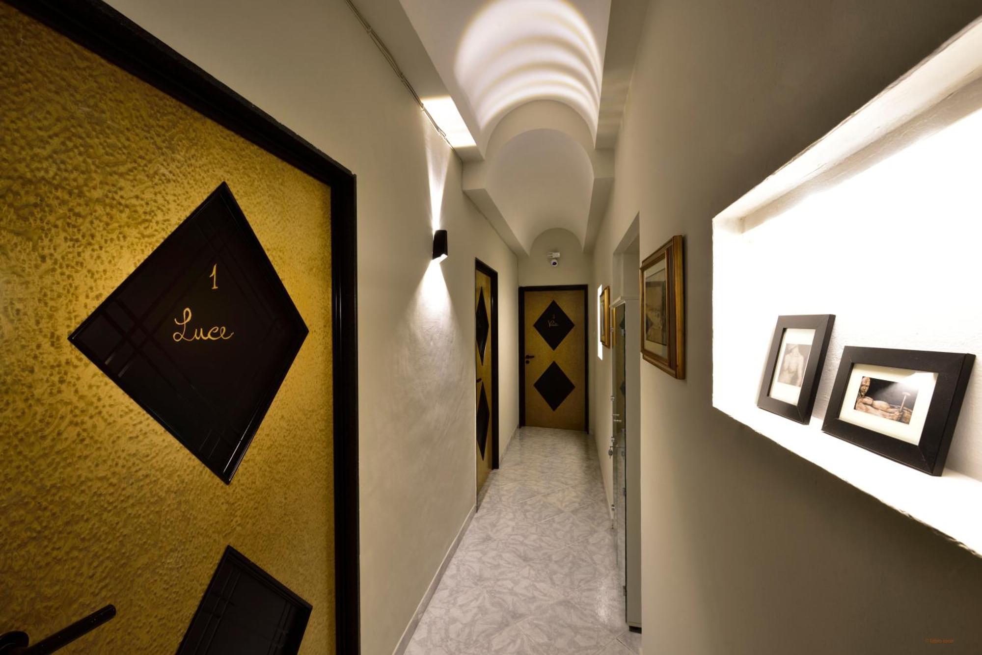 Apartment Ciaobari - Elegant 4 Bedrooms In The Heart Of Old Town *