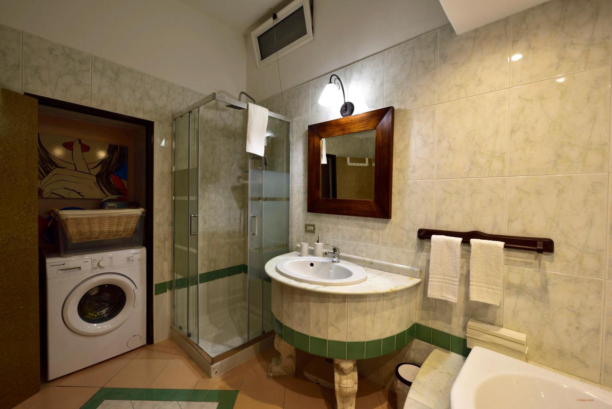 Ciaobari - Elegant 4 Bedrooms In The Heart Of Old Town * Bari