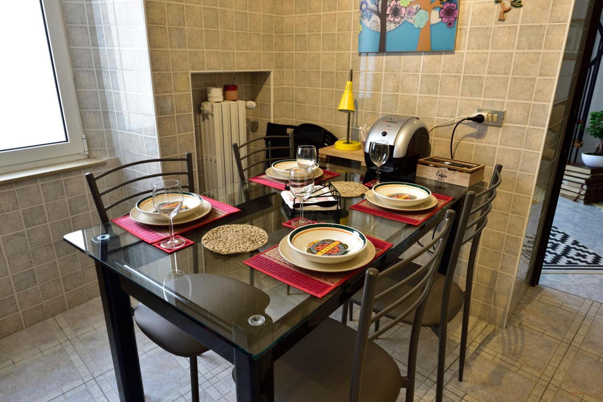 Ciaobari - Elegant 4 Bedrooms In The Heart Of Old Town Apartment