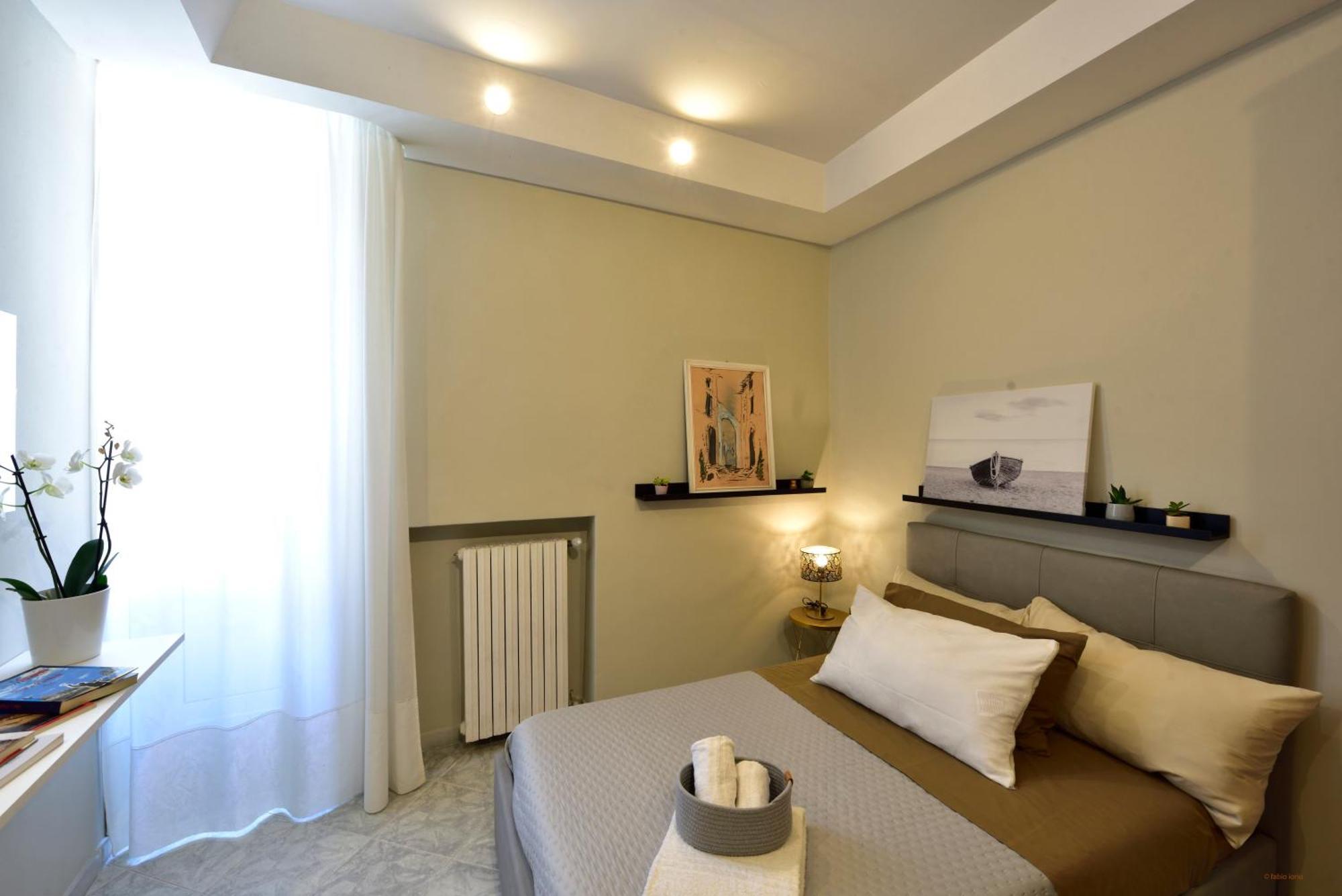 Ciaobari - Elegant 4 Bedrooms In The Heart Of Old Town Apartment