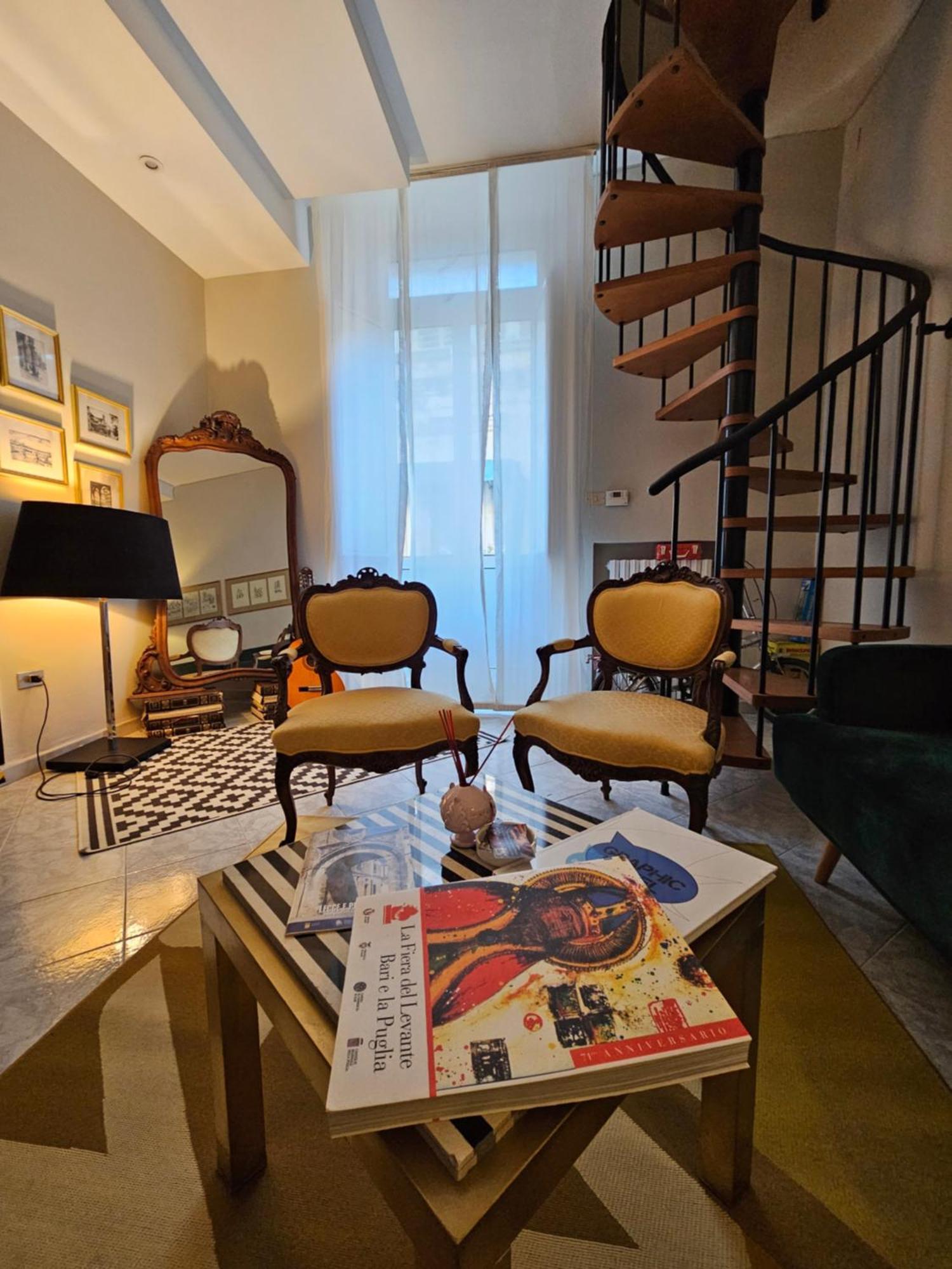 Ciaobari - Elegant 4 Bedrooms In The Heart Of Old Town Bari