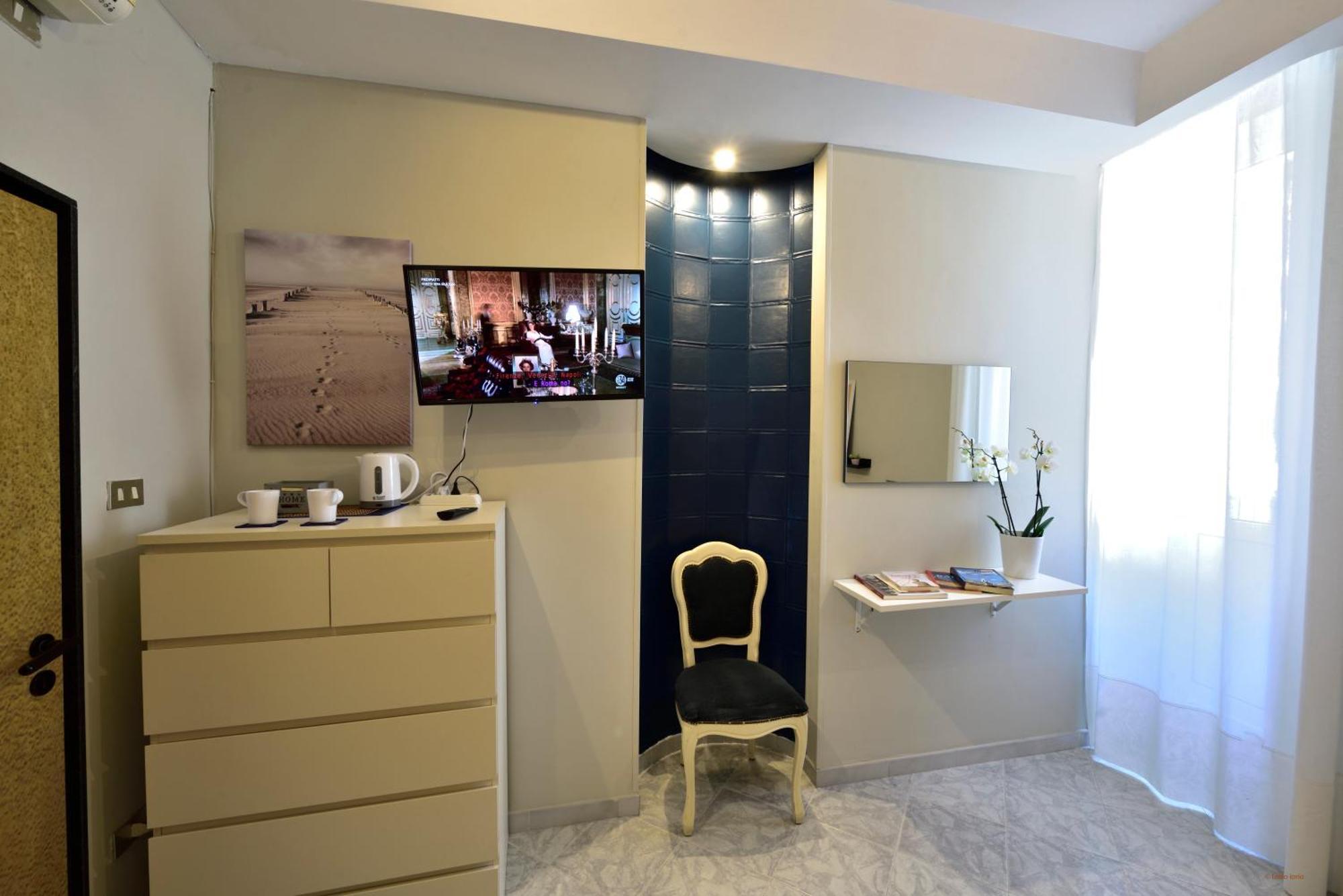 Ciaobari - Elegant 4 Bedrooms In The Heart Of Old Town Bari